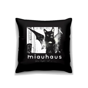Miauhaus "Bela Lugosi's Cat" - Pillow